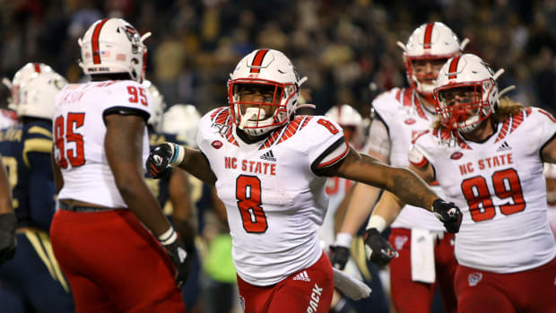 Ricky Person Jr celebrating TD vs GT